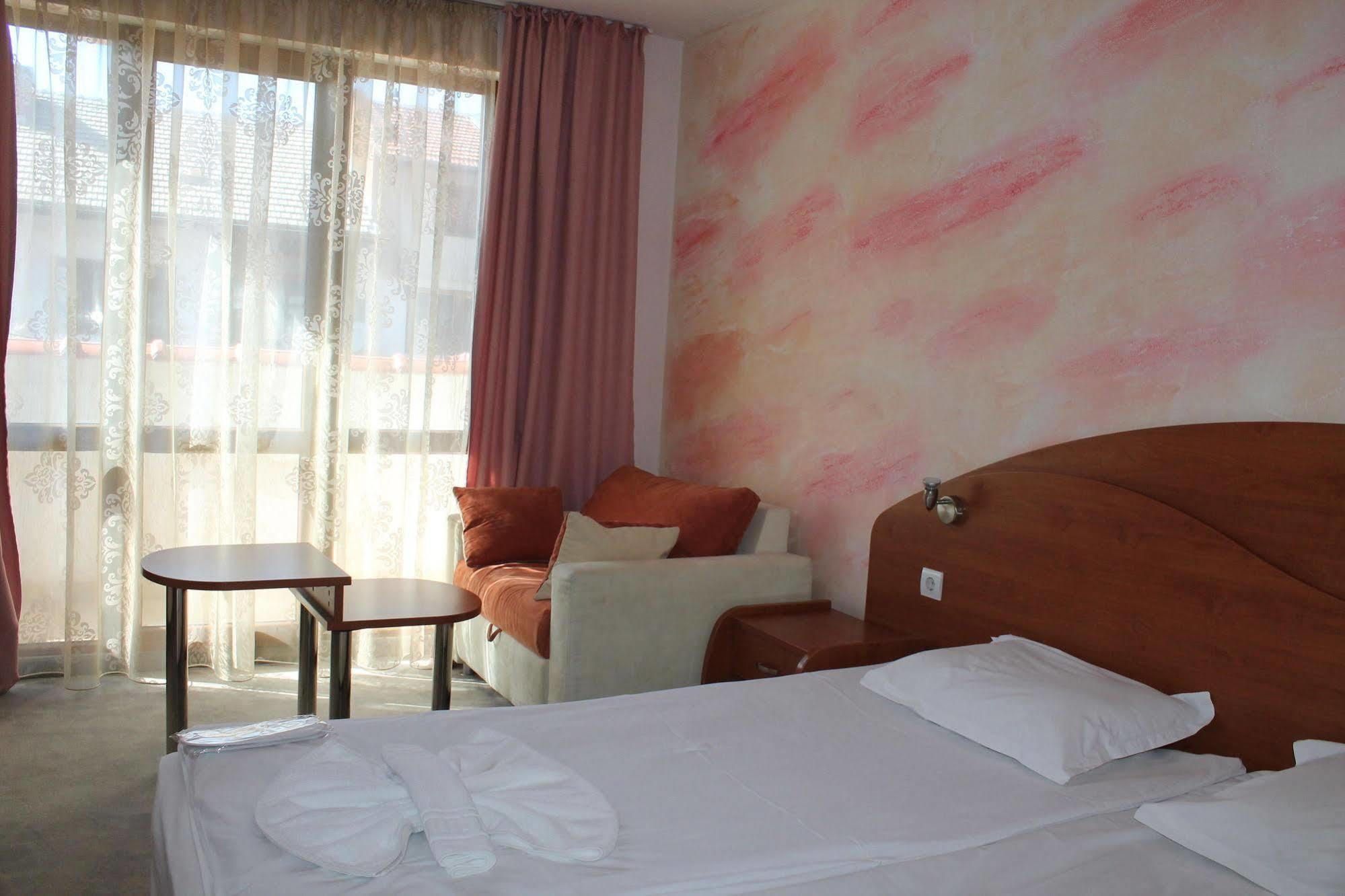 Elegant Hotel Bansko Bagian luar foto