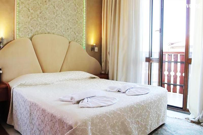 Elegant Hotel Bansko Bagian luar foto